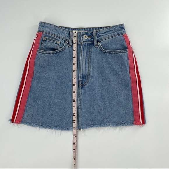Zara Light Wash Denim Jean Mini Skirt Red Stripe - Picture 5 of 11